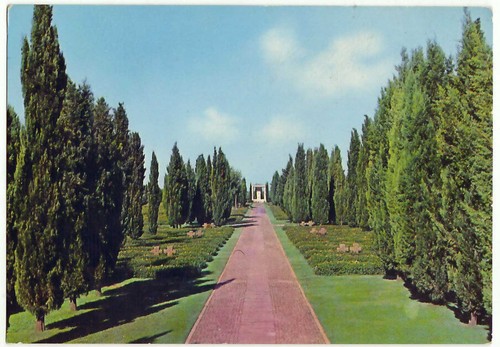 Pomezia roma cimitero - pomezia,
